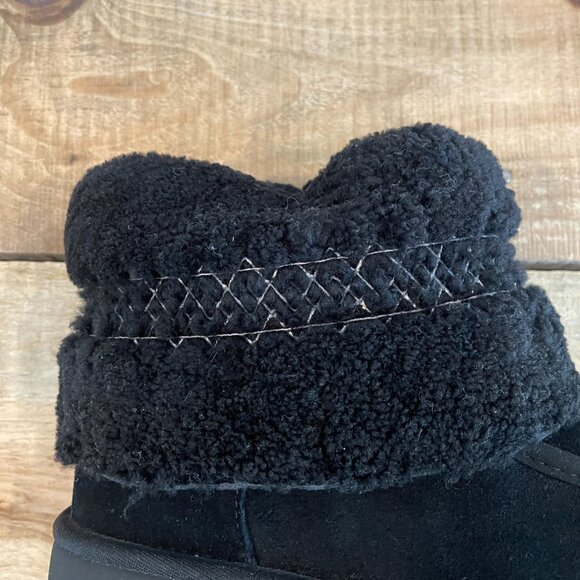 Ugg Genuine Sheepskin Mini Braid Boot Size US 11